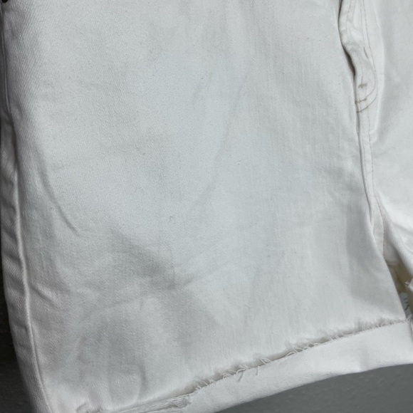 NWT GAP 4" High-Rise Dove Sz 32 | 14 Tall Shorts - Picture 9 of 16